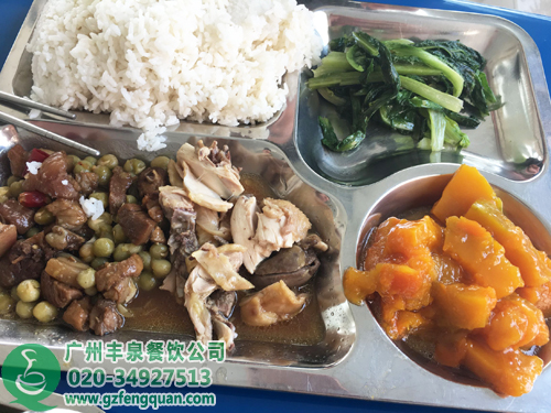 驚！不敢相信公司承包的食堂，十塊錢四菜一湯